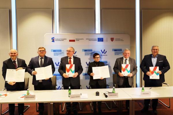 Wsparcie dla wielkopolskich przedsiębiorców z FEW 2021-2027- kliknij aby powiększyć