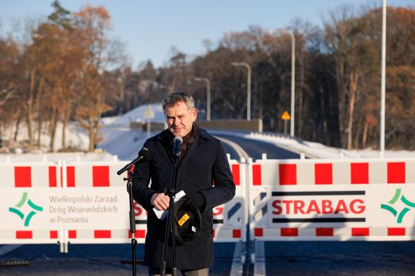 W poniedziałek 4 grudnia odbyła się uroczystość oddania do użytku obwodnicy Gostynia w ciągu drogi wojewódzkiej nr 434- kliknij aby powiększyć