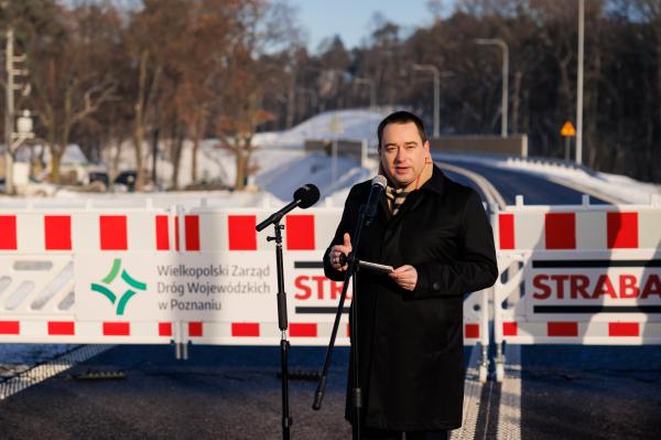 W poniedziałek 4 grudnia odbyła się uroczystość oddania do użytku obwodnicy Gostynia w ciągu drogi wojewódzkiej nr 434- kliknij aby powiększyć