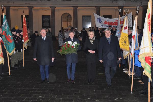 Wojciech Jankowiak Wicemarszałek Województwa Wielkopolskiego wziął udział uroczystościach upamiętniających 42. rocznicę wprowadzenia stanu wojennego.- kliknij aby powiększyć