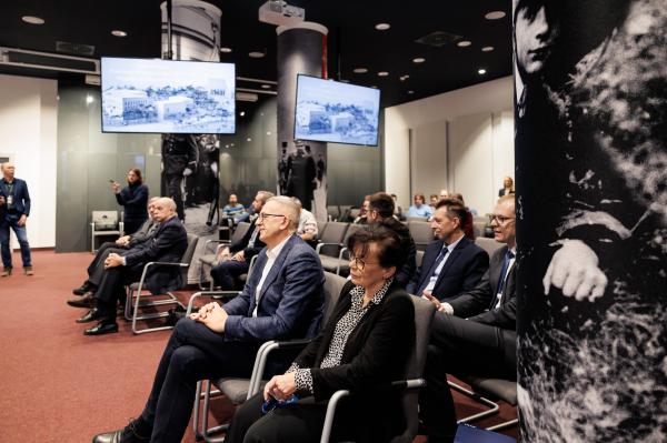 Umowa z generalnym wykonawcą budowy nowego Muzeum Powstania Wielkopolskiego podpisana!- kliknij aby powiększyć