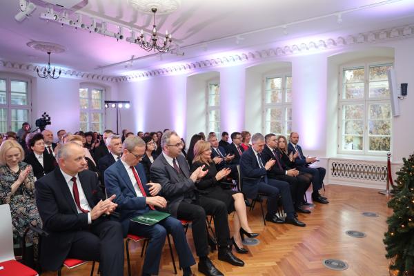  Wręczenie Nagrody Naukowej Samorządu Województwa Wielkopolskiego- kliknij aby powiększyć