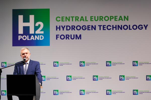 Środkowoeuropejskie Forum Technologii Wodorowych H2Poland- kliknij aby powiększyć