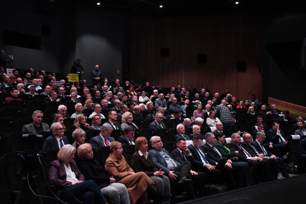 Uczestnicy poniedziałkowej debaty - kliknij aby powiększyć