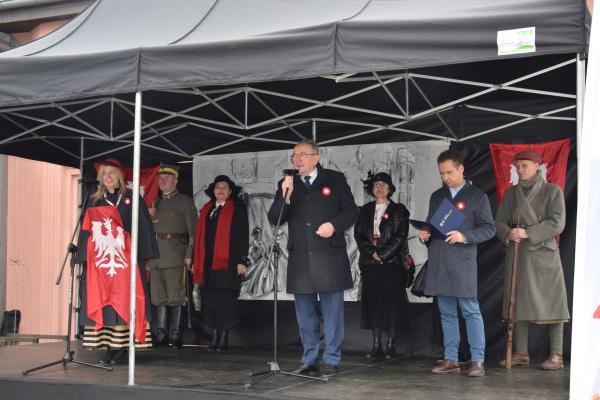 Wicemarszałek Wojciech Jankowiak zainaugurował projekt Pociąg Zwycięstwa- kliknij aby powiększyć