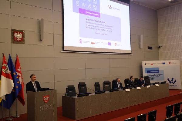 Konferencja Wymiar terytorialny – finansowanie w ramach Programu Fundusze Europejskie dla Wielkopolski 2021-2027 (FEW)- kliknij aby powiększyć