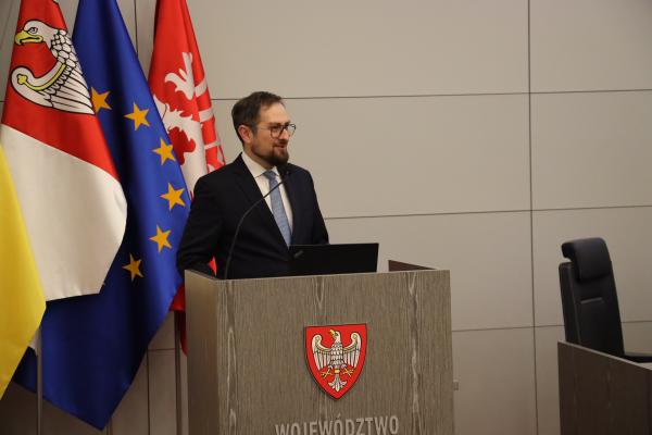 Seminarium poświęcone hierarchii funkcjonalnej miast i polityce rozwoju regionalnego- kliknij aby powiększyć