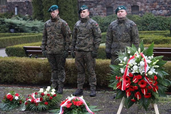 84. rocznica pierwszej masowej zsyłki Polaków na Sybir- kliknij aby powiększyć