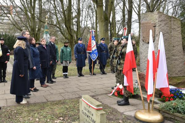 79. rocznica zakończenia okupacji niemieckiej i walk o Poznań- kliknij aby powiększyć