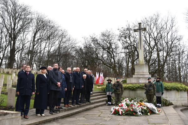 79. rocznica zakończenia okupacji niemieckiej i walk o Poznań- kliknij aby powiększyć