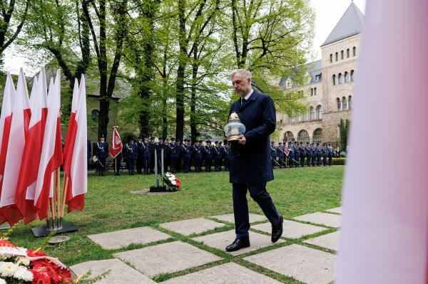 Uroczystości 84. rocznicy Zbrodni Katyńskiej i zsyłki Rodzin Katyńskich oraz Kresowian na Sybir- kliknij aby powiększyć