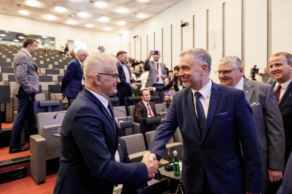 Znamy władze Samorządu Województwa Wielkopolskiego w nowej, VII kadencji - kliknij aby powiększyć