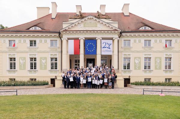 Gala wręczenia nagród i wyróżnień w Konkursie na Wydarzenie Muzealne Roku w Wielkopolsce IZABELLA 2023 odbyła się w Muzeum w Lewkowie.- kliknij aby powiększyć