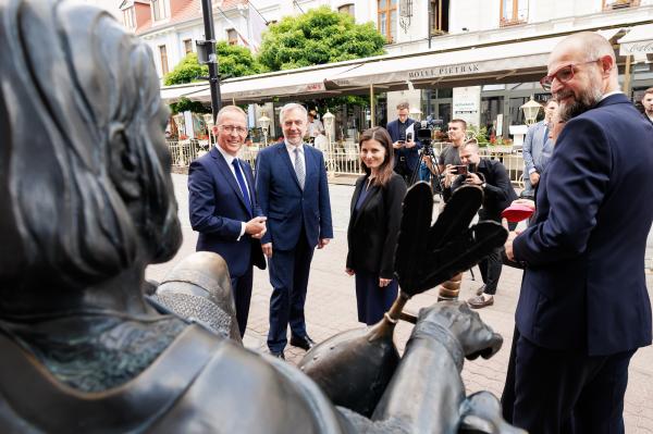 Podpisanie Listu Intencyjnego inaugurującego współpracę w ramach obchodów tysięcznej rocznicy koronacji pierwszych królów Polski- kliknij aby powiększyć