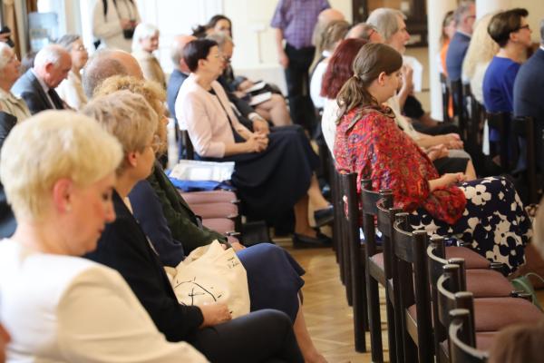 W gali, podczas której wręczono nagrody w VII Konkursie o Nagrodę PTPN wziął udział Marszałek Marek Woźniak.- kliknij aby powiększyć