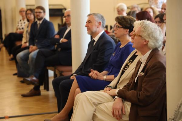 W gali, podczas której wręczono nagrody w VII Konkursie o Nagrodę PTPN wziął udział Marszałek Marek Woźniak.- kliknij aby powiększyć