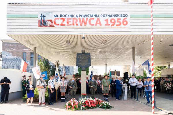 Hołd dla Bohaterów Poznańskiego Czerwca 1956 r.- kliknij aby powiększyć