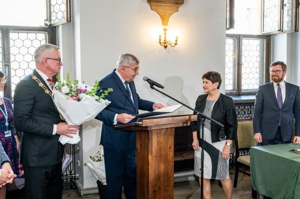 Uroczysta sesja Rady Miasta Poznania- kliknij aby powiększyć
