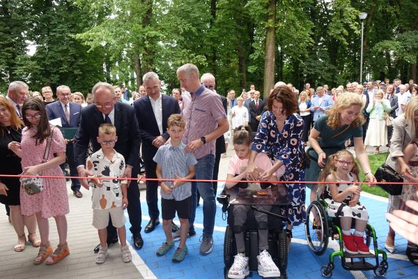 Ponad tysiąc młodych Wielkopolan skorzysta z rehabilitacji na światowym poziomie- kliknij aby powiększyć