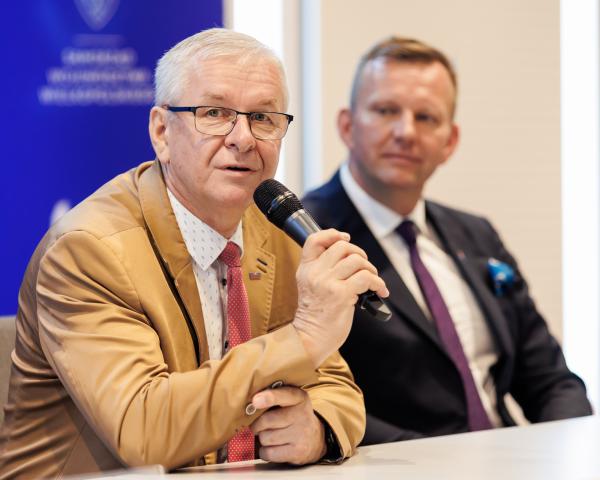Marszałek: Dożynki wielkopolskie bliżej ludzi. Wsparcie samorządu województwa dla święta plonów w subregionach - kliknij aby powiększyć