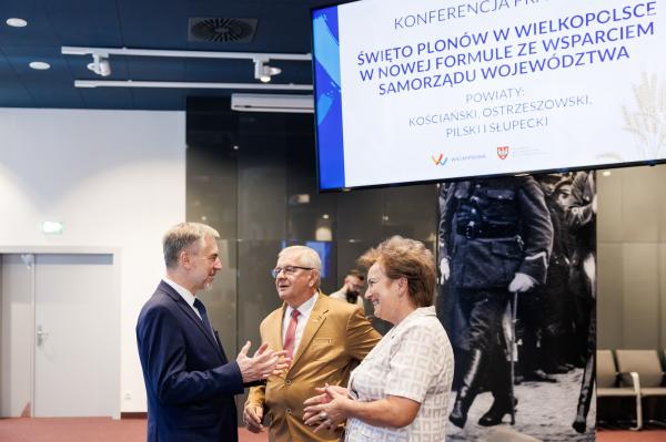 Marszałek: Dożynki wielkopolskie bliżej ludzi. Wsparcie samorządu województwa dla święta plonów w subregionach - kliknij aby powiększyć