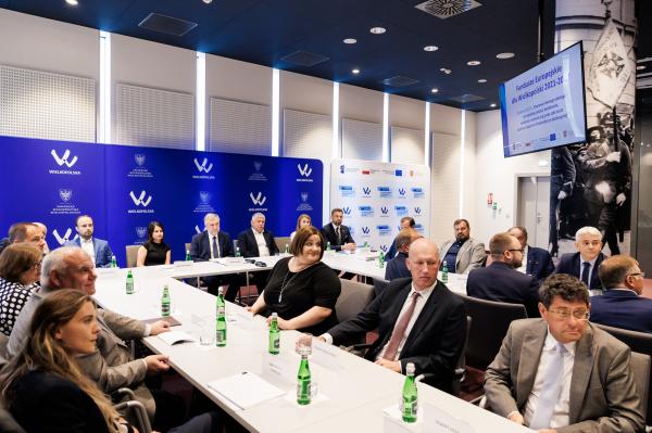 Konferencja prasowa: Fundusze Europejskie dla Wielkopolski poprawią jakość kształcenia i infrastrukturę edukacyjną- kliknij aby powiększyć