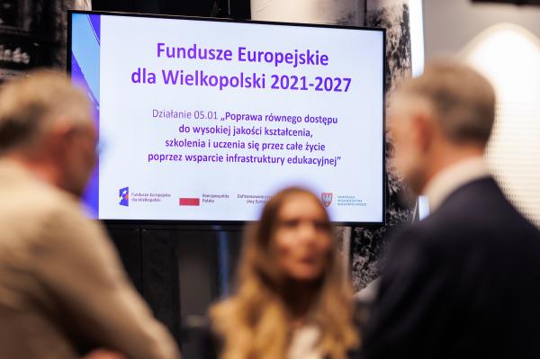 Konferencja prasowa: Fundusze Europejskie dla Wielkopolski poprawią jakość kształcenia i infrastrukturę edukacyjną- kliknij aby powiększyć