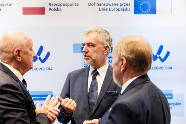Konferencja prasowa: Fundusze Europejskie dla Wielkopolski poprawią jakość kształcenia i infrastrukturę edukacyjną- kliknij aby powiększyć