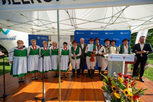 Wielkopolski Dzień Pszczół, odbył się w niedzielę 11 sierpnia na terenie Rezerwatu Archeologicznego Zawodzie w Kaliszu. - kliknij aby powiększyć