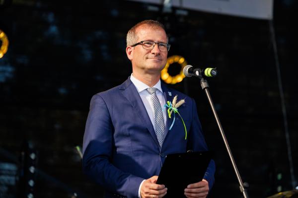 Dożynki powiatowe w Lądku odbyły się w sobotę 24 sierpnia- kliknij aby powiększyć