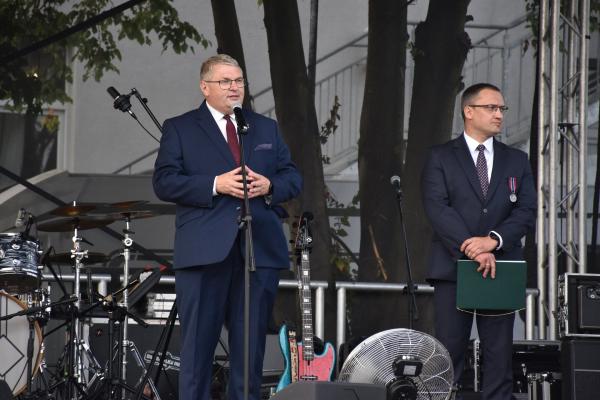 W Przespolewie odbyły się uroczystości upamiętniające 80. rocznicę zwycięskich bitew 2 Korpusu Armii generała Władysława Andersa.- kliknij aby powiększyć