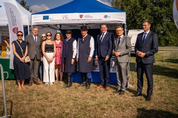 Święto Plonów - Dożynki Powiatowo-Gminne w Racocie, fot. Starostwo Powiatowe w Kościanie - kliknij aby powiększyć