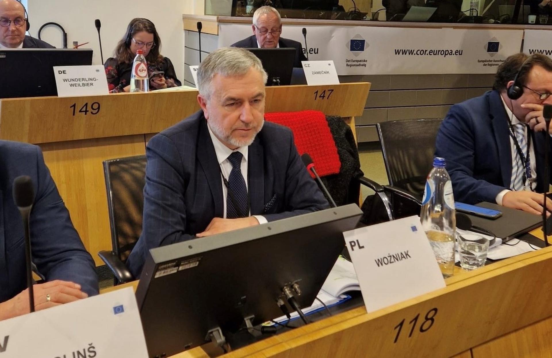Marszałek o modelu rozwoju regionalnego podczas posiedzenia COTER    - zobacz więcej
