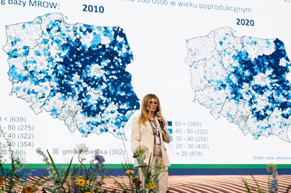Europejski Kongres Odnowy i Rozwoju Wsi - Dzień Polski - kliknij aby powiększyć