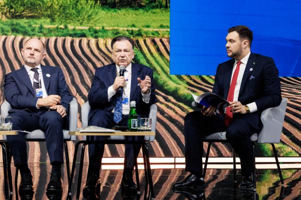 Europejski Kongres Odnowy i Rozwoju Wsi - Dzień Polski - kliknij aby powiększyć