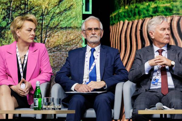 Europejski Kongres Odnowy i Rozwoju Wsi - Dzień Polski - kliknij aby powiększyć