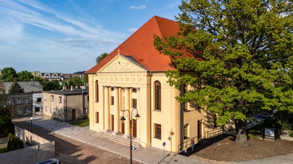 Otwarcie Centrum Aktywizacji Społeczno-Kulturalnej Synagoga w Kępnie- kliknij aby powiększyć