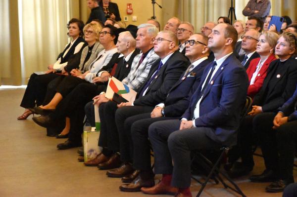 Otwarcie Centrum Aktywizacji Społeczno-Kulturalnej Synagoga w Kępnie- kliknij aby powiększyć