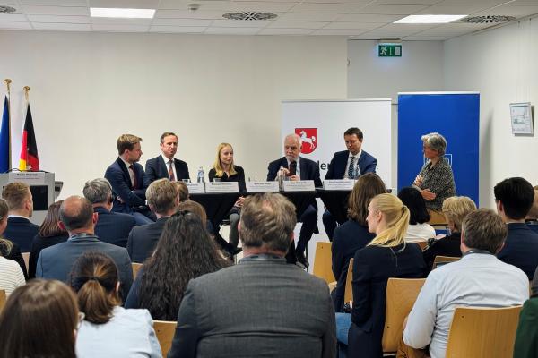 Konferencja pt. Przyszłość budżetu UE: jak finansować priorytety Europy?- kliknij aby powiększyć