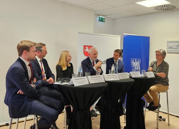 Konferencja pt. Przyszłość budżetu UE: jak finansować priorytety Europy?- kliknij aby powiększyć