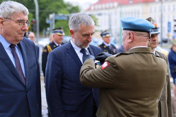 Obchody Dnia Weterana Działań Poza Granicami Państwa oraz Międzynarodowego Dnia Uczestnika Misji Pokojowych Organizacji Narodów Zjednoczonych w Poznaniu, fot. WUW Poznań, Rafał Król.- kliknij aby powiększyć
