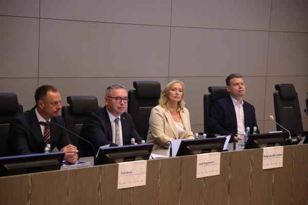 Regionalne konsultacje Strategii Rozwoju Turystyki dla Polski do roku 2030 z perspektywą do roku 2036- kliknij aby powiększyć