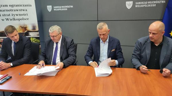 Osiem nowych Jadłodzielni w Wielkopolsce- kliknij aby powiększyć