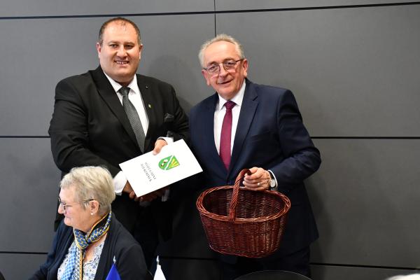 Przedstawiciele bretońskich gmin z wizytą w Urzędzie Marszałkowskim- kliknij aby powiększyć