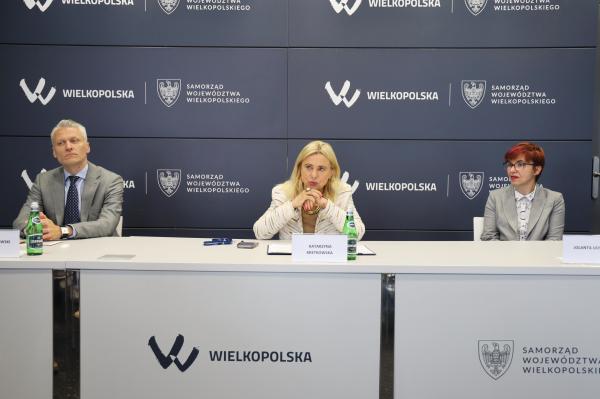 Konferencja prasowa w siedzibie Urzędu Marszałkowskiego poświęcona projektowi W Punkt- kliknij aby powiększyć