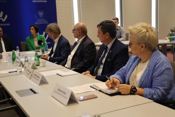 Posiedzenie plenarne Wojewódzkiej Rady Dialogu w Poznaniu- kliknij aby powiększyć