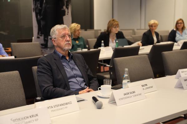 Posiedzenie plenarne Wojewódzkiej Rady Dialogu w Poznaniu- kliknij aby powiększyć