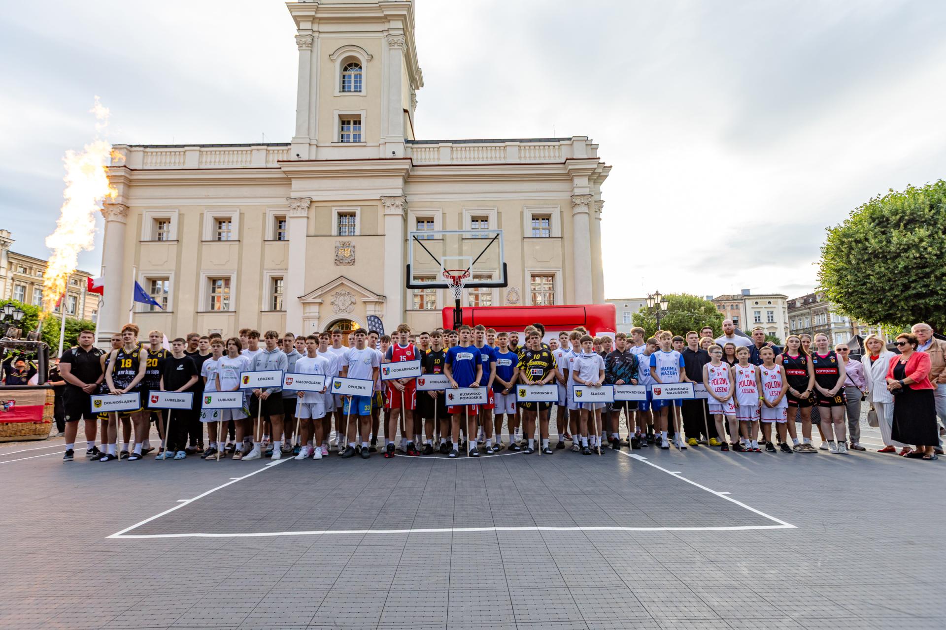 Letnia rywalizacja tysięcy młodych sportowców opanowała Wielkopolskę     - zobacz więcej