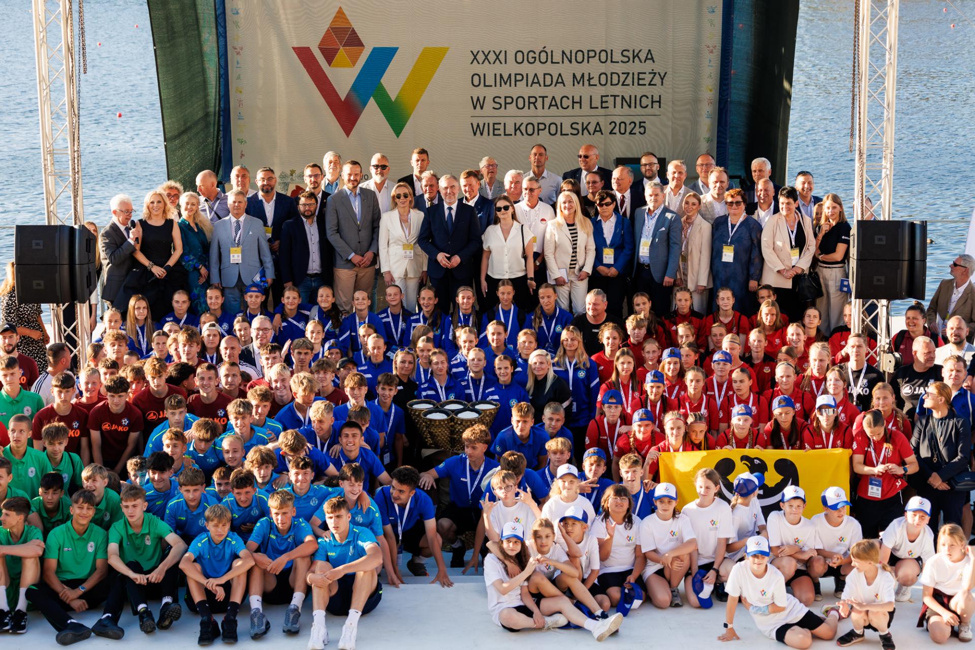 Znicz Ogólnopolskiej Olimpiady Młodzieży w Sportach Letnich zapłonął!    - zobacz więcej
