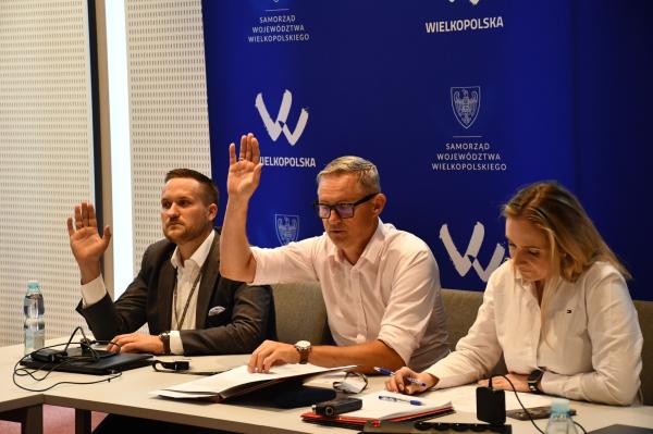 Lipcowe posiedzenia komisji - kliknij aby powiększyć